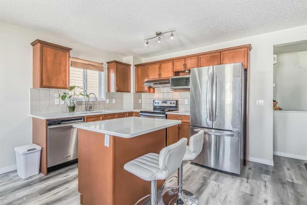 Calgary Mountain Gorgeous Single House Close Airport & Free Parking Apartment Exterior foto
